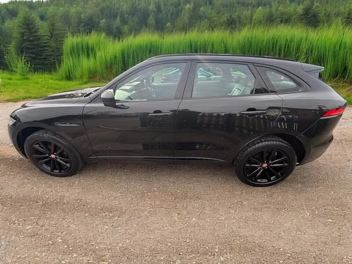 2019-jaguar-f-pace-20-i4d-chequered-flag-180ps-big-10