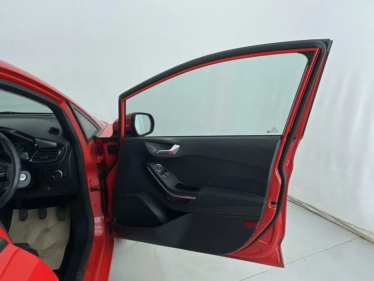 2019-ford-fiesta-11-ti-vct-zetec-5d-big-41