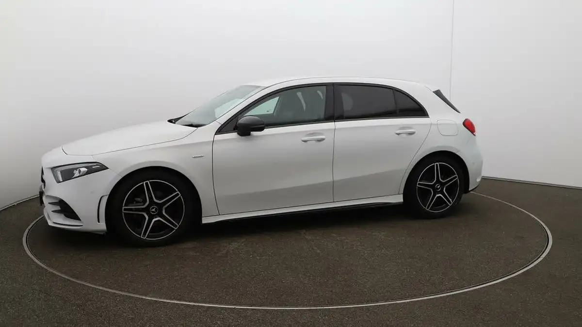 2022-mercedes-benz-a-class-13-a200-amg-line-executive-edition-hatchback-5d-7g-dct-big-58