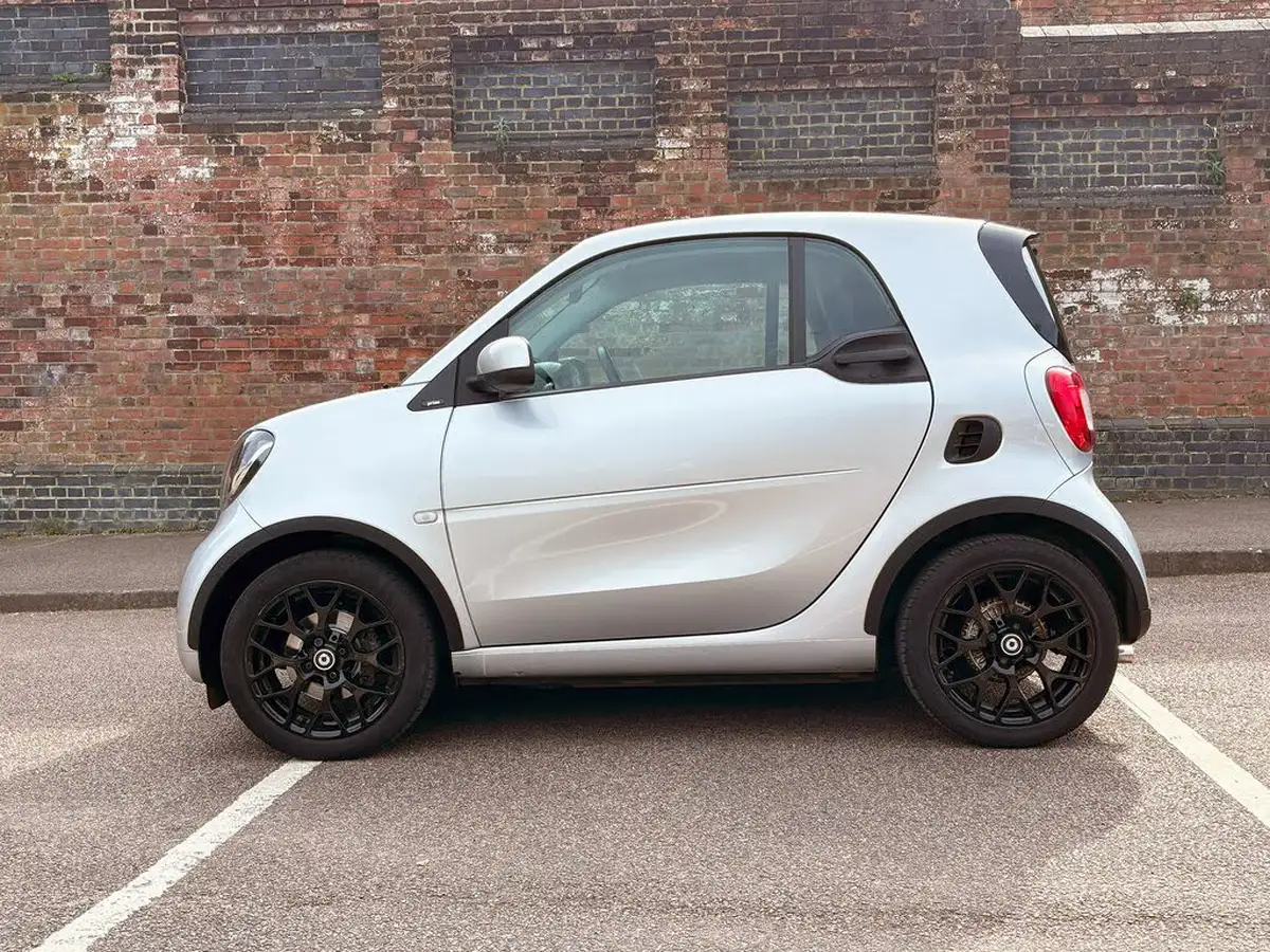 2018-smart-fortwo-09-prime-sport-premium-coupe-twinamic-big-8