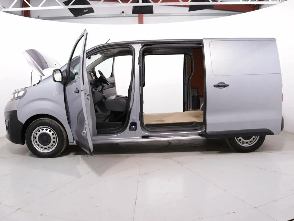 2022-vauxhall-vivaro-15td-2700-l1h1-dynamic-120pseu6d-big-39