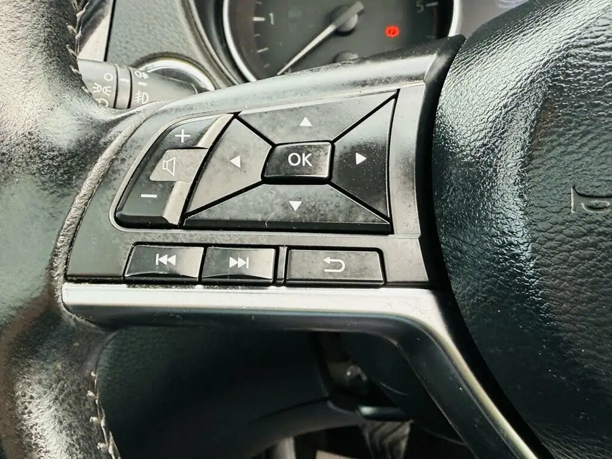 2019-nissan-qashqai-15dci-n-motion-drive-assist-pack-big-17