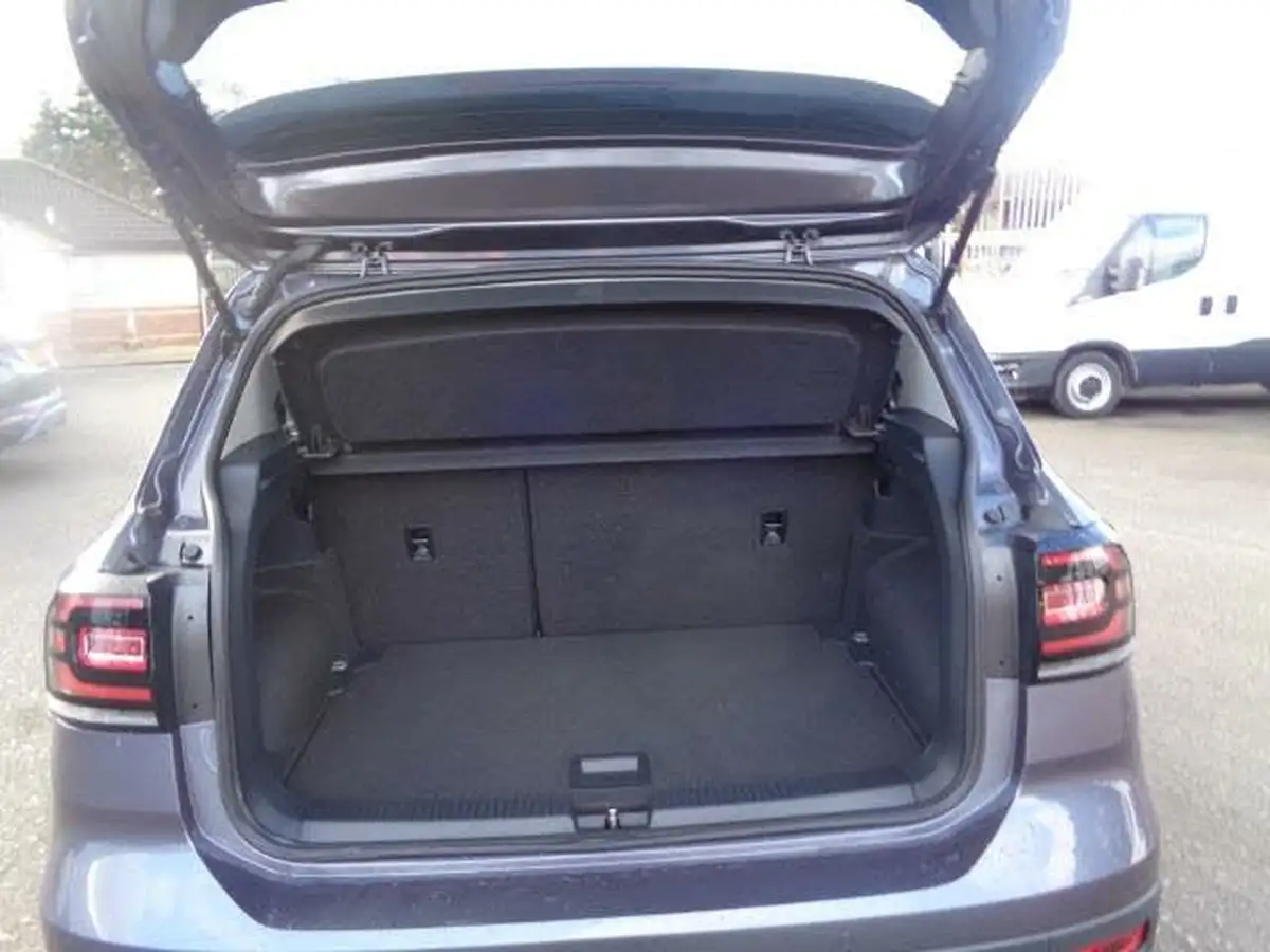 2023-volkswagen-t-cross-10-tsi-black-edition-110ps-big-15