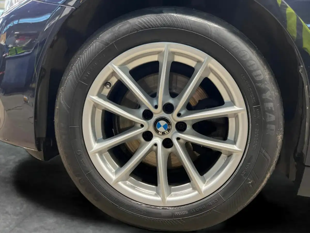 2018-bmw-5-series-20td-520d-se-188bhp-touring-5d-big-28