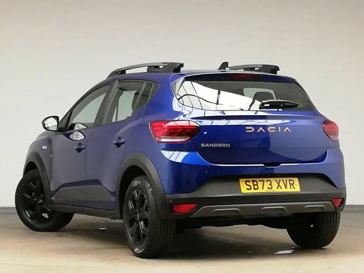 2023-dacia-sandero-stepway-10-tce-essential-90bhp-big-1