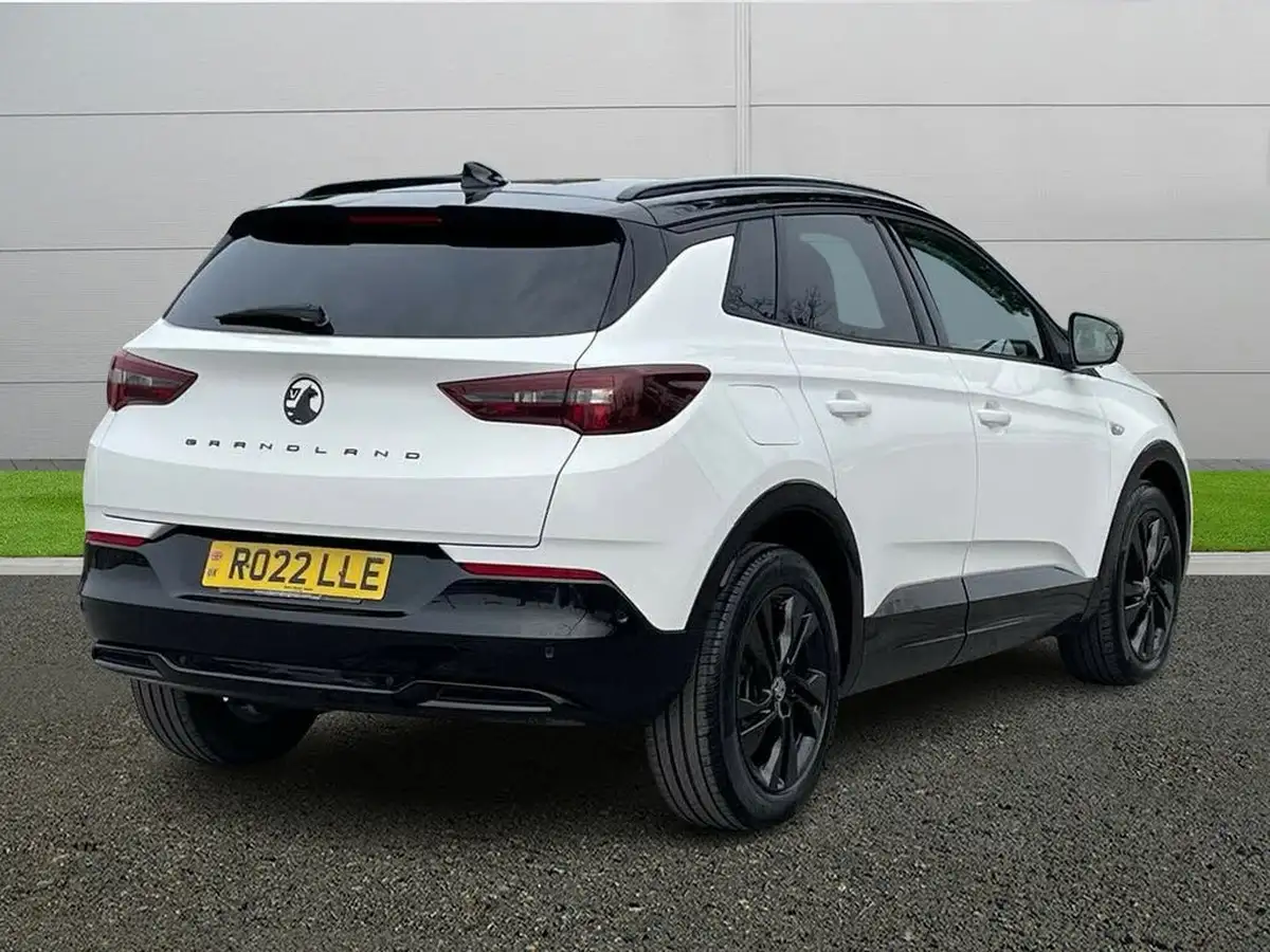 2022-vauxhall-grandland-12-sri-big-6