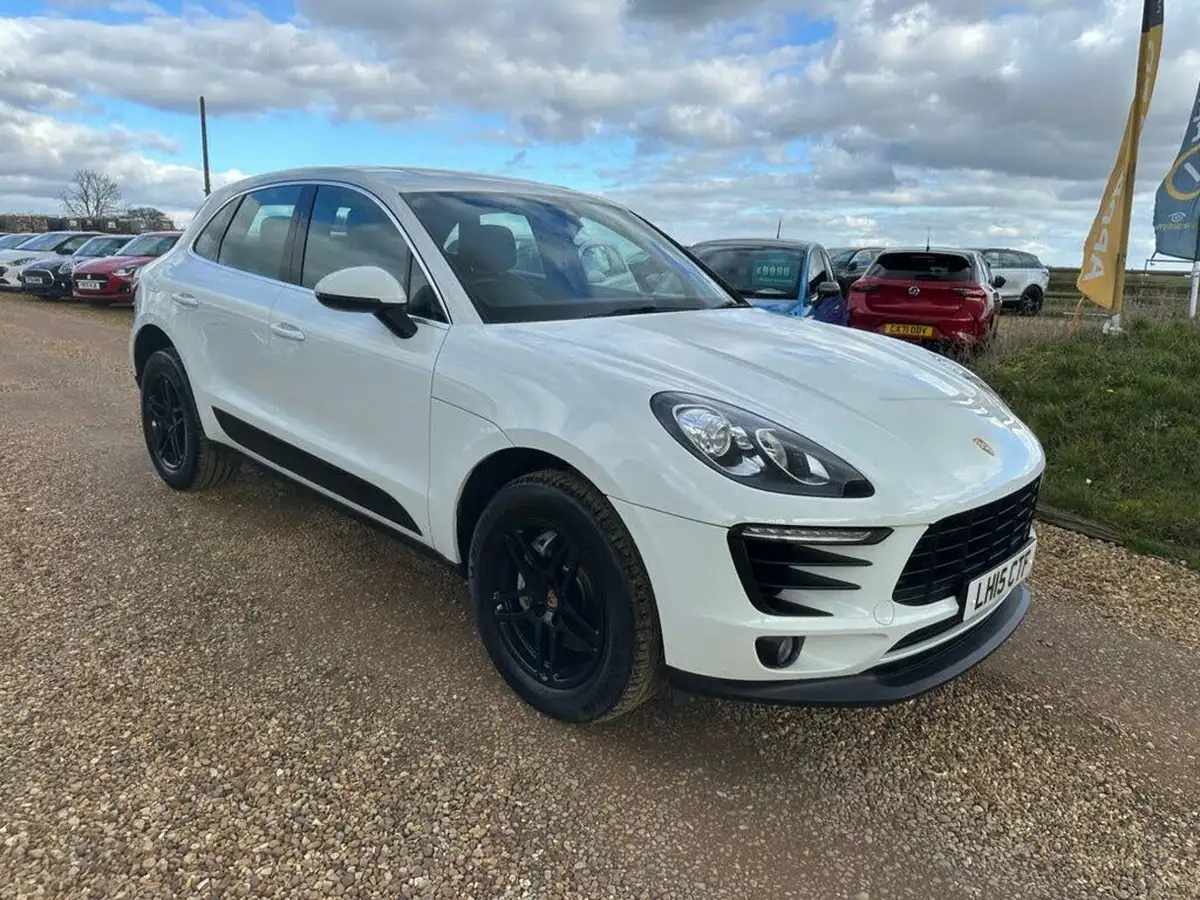 2015-porsche-macan-30-s-big-4