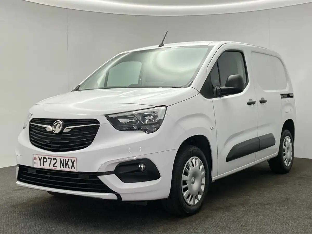 2022-vauxhall-combo-15cdti-sportive-2300-100pseu6dt-l1h1-big-36
