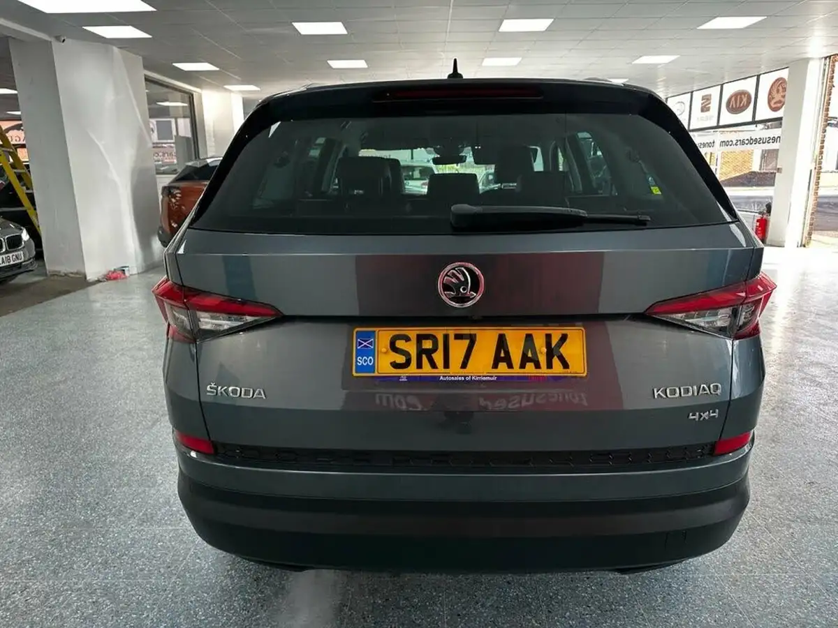 2017-skoda-kodiaq-14-tsi-edition-4x4-5-seatsss-big-17
