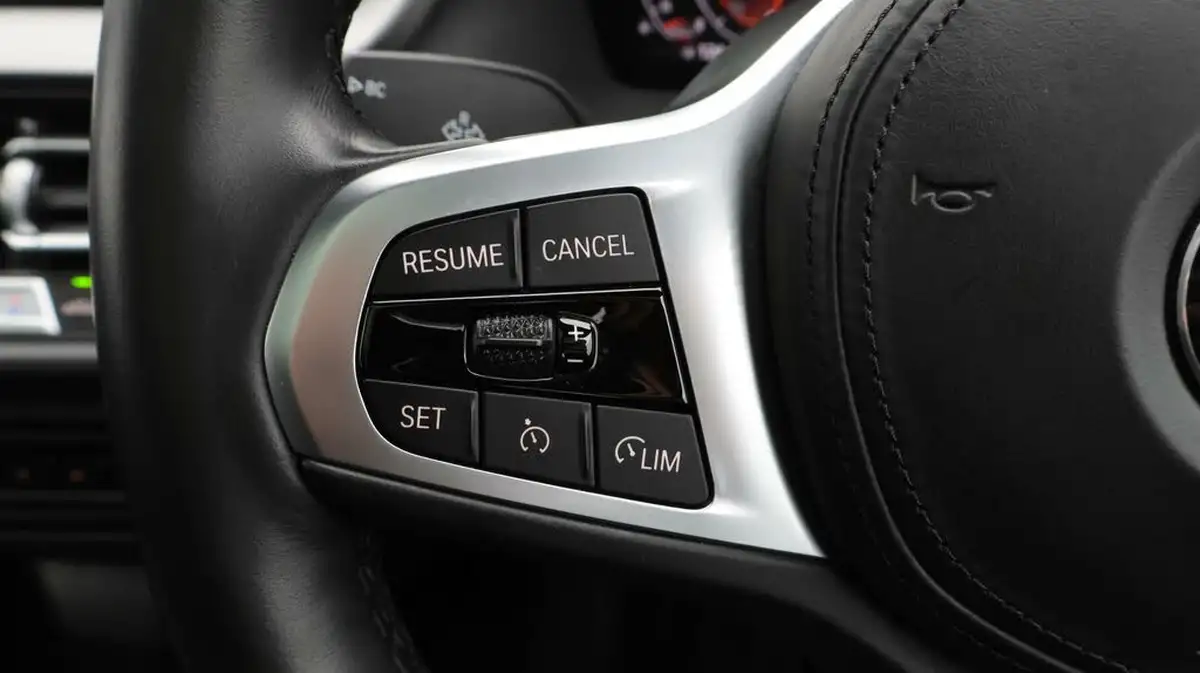 2023-bmw-1-series-15-118i-m-sport-lcp-dct-big-24