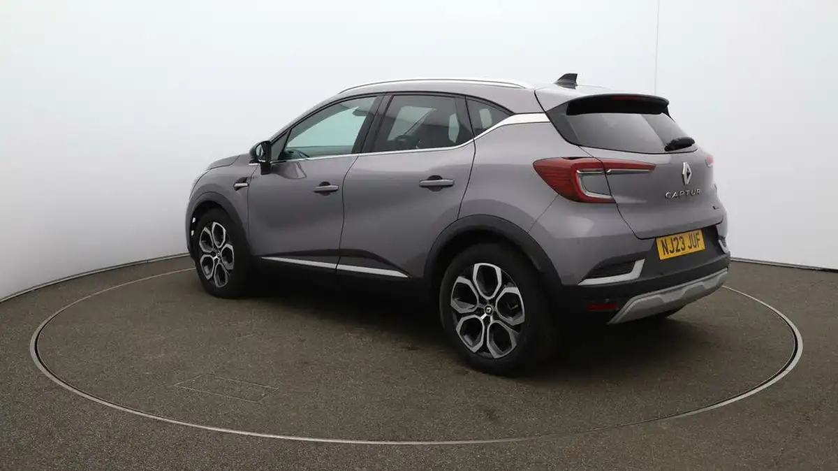 2023-renault-captur-16-techno-145ps-full-big-5