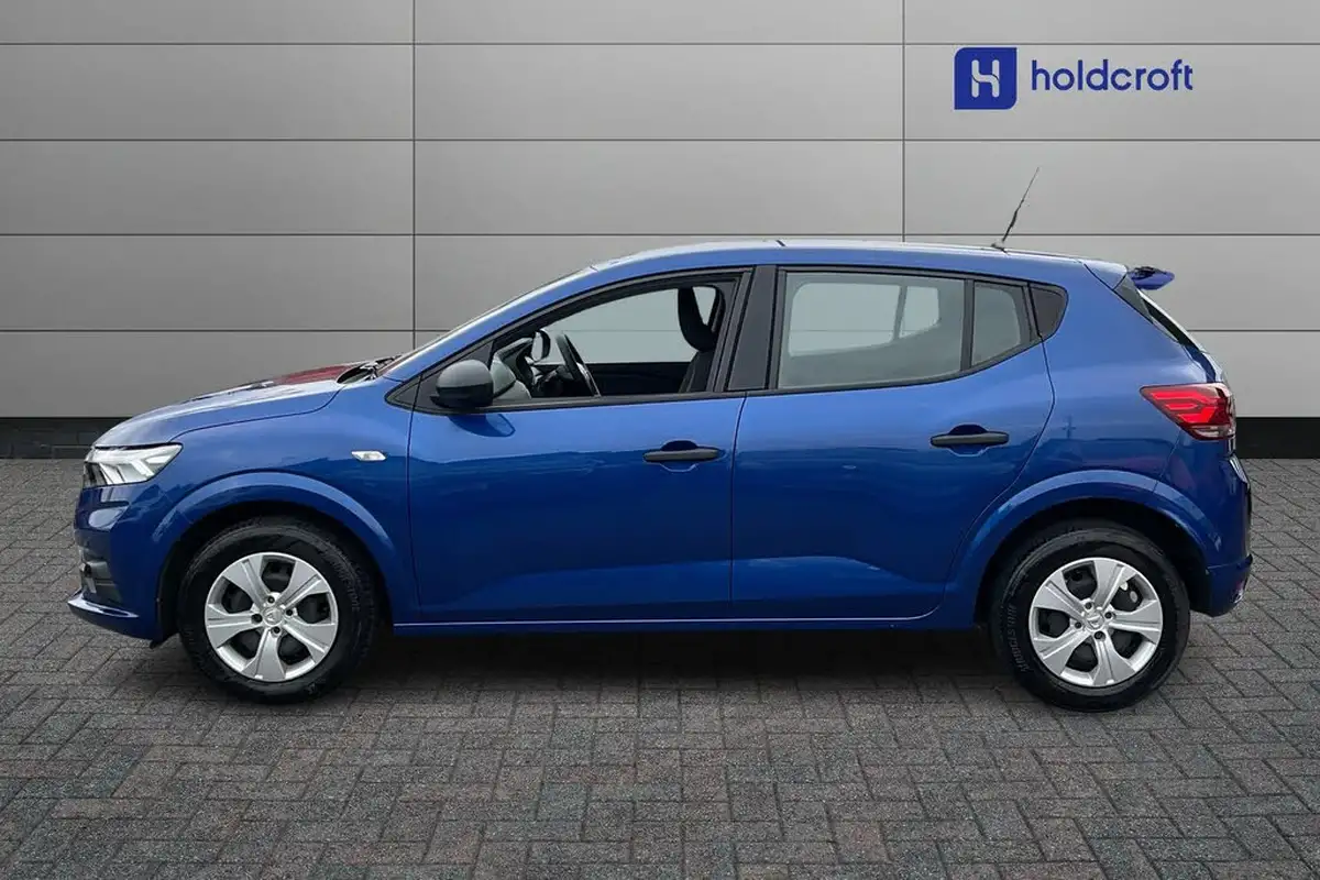 2021-dacia-sandero-10-tce-essential-90bhp-big-5