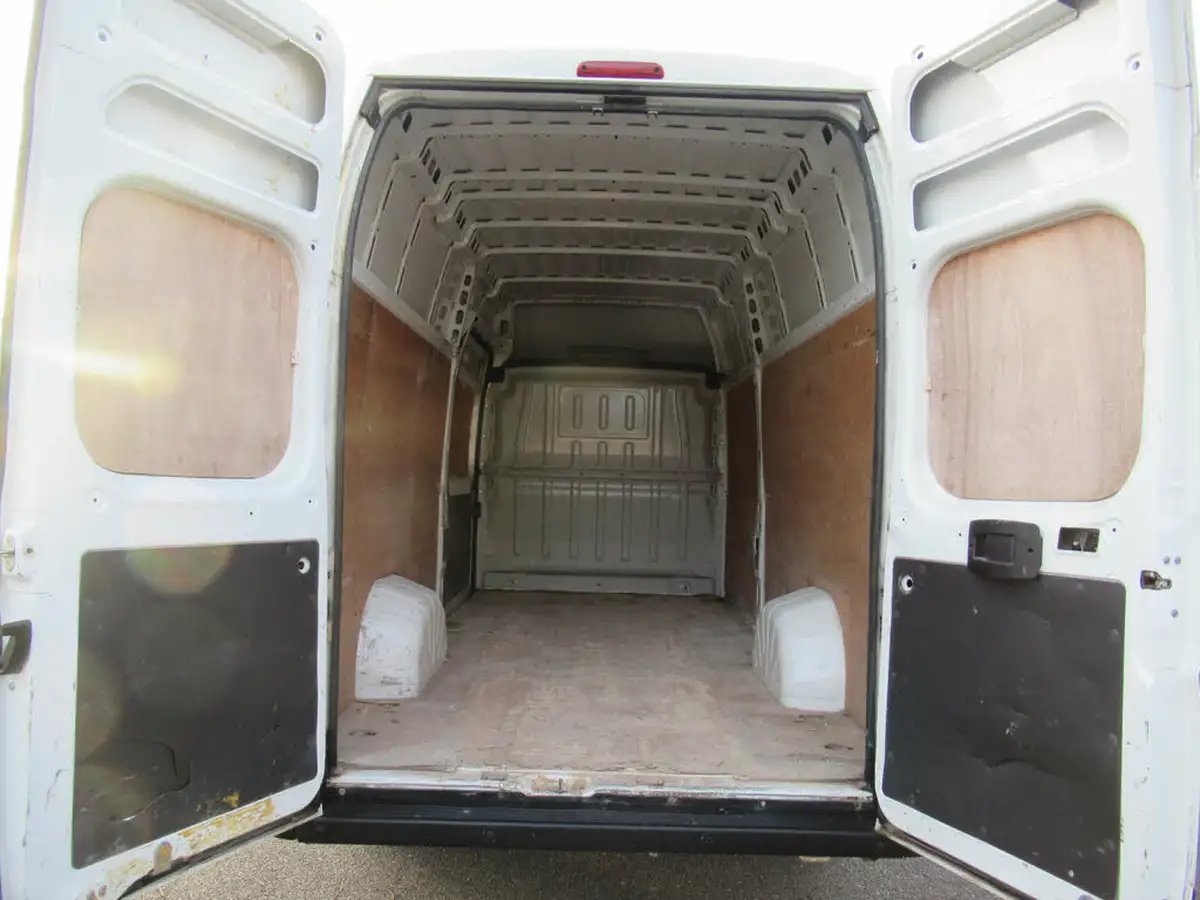 2021-citroen-relay-22bluehdi-35-l4h3-heavy-enterprise-140eu6dt-big-9