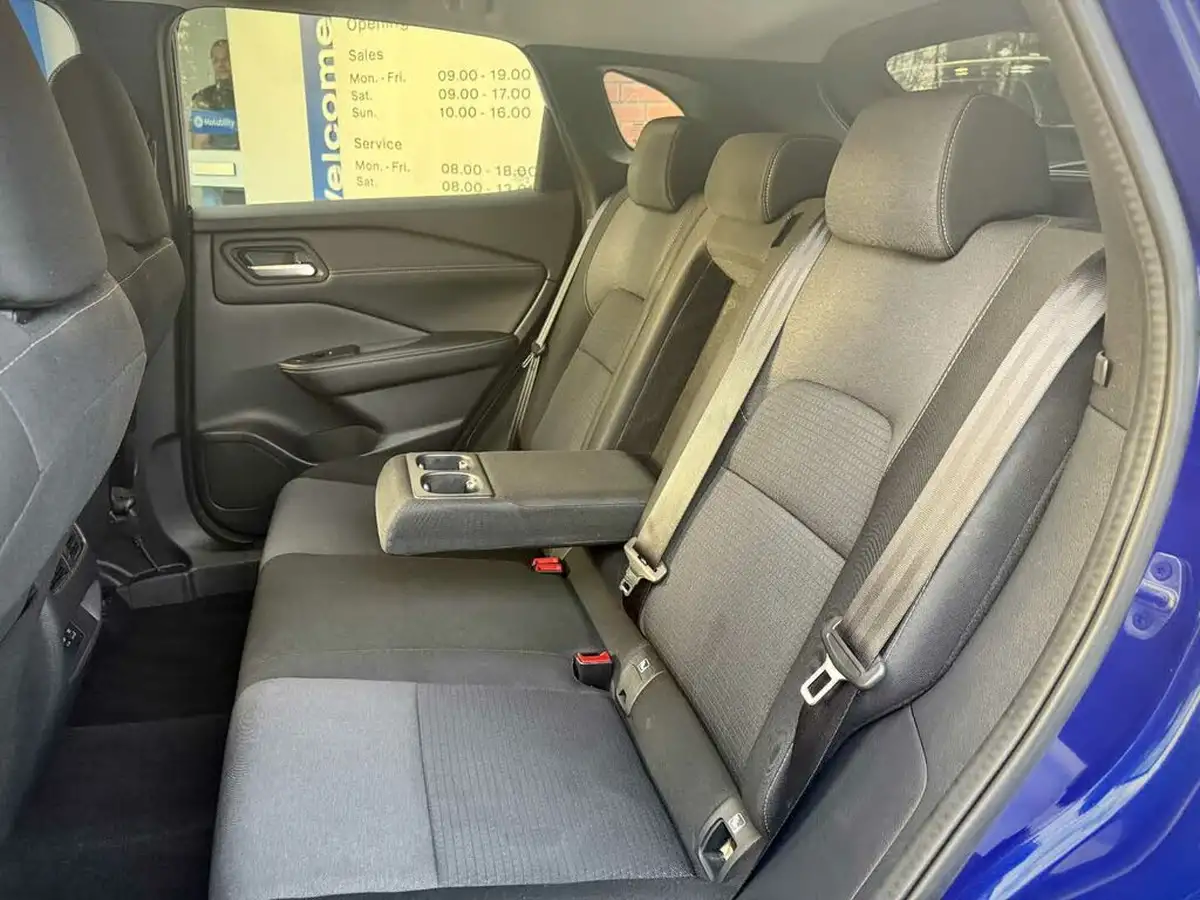 2022-nissan-qashqai-13-dig-t-n-connecta-140ps-big-18
