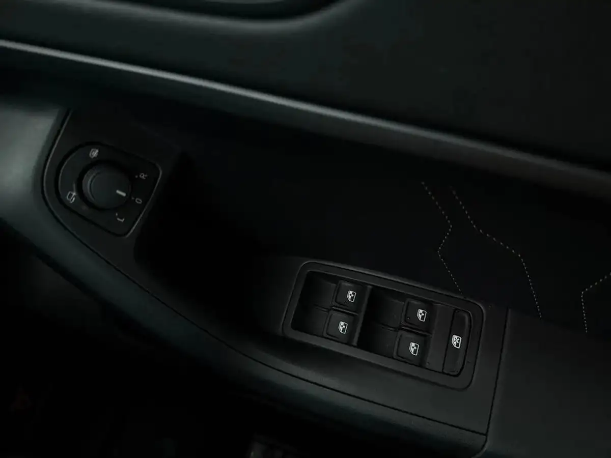 2024-cupra-ateca-15-ecotsi-v2-big-48