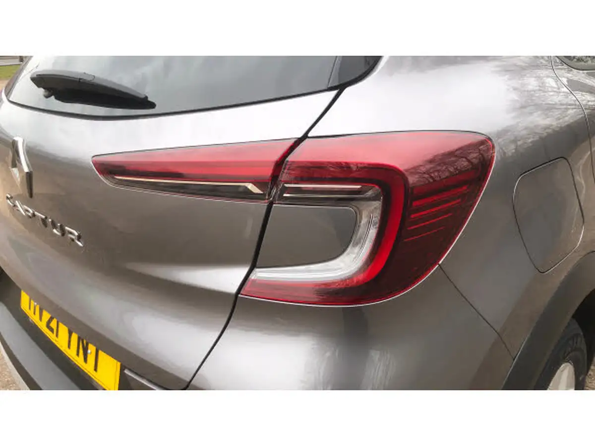 2021-renault-captur-13-tce-iconic-130bhp-big-41