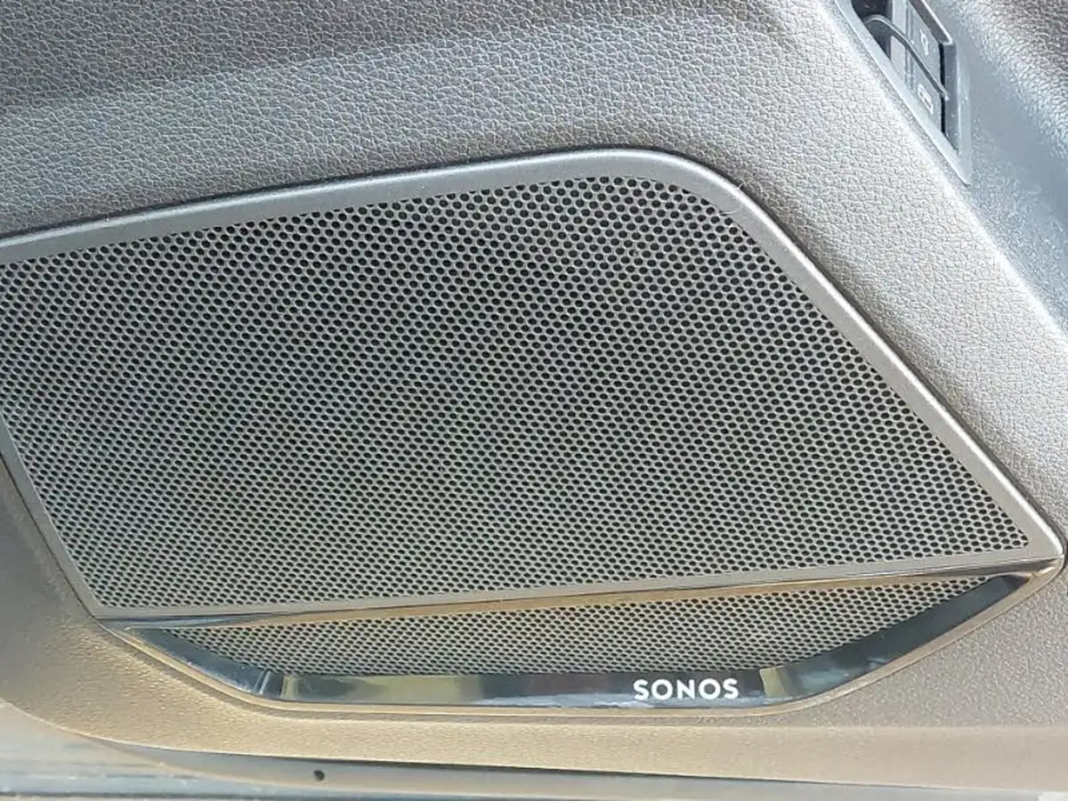2021-audi-q3-14-45-tfsi-e-technik-big-11