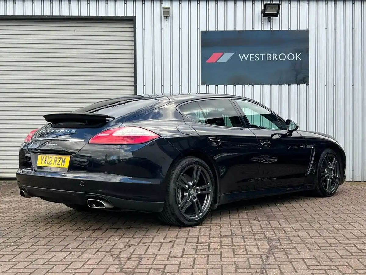2012-porsche-panamera-30td-diesel-big-10