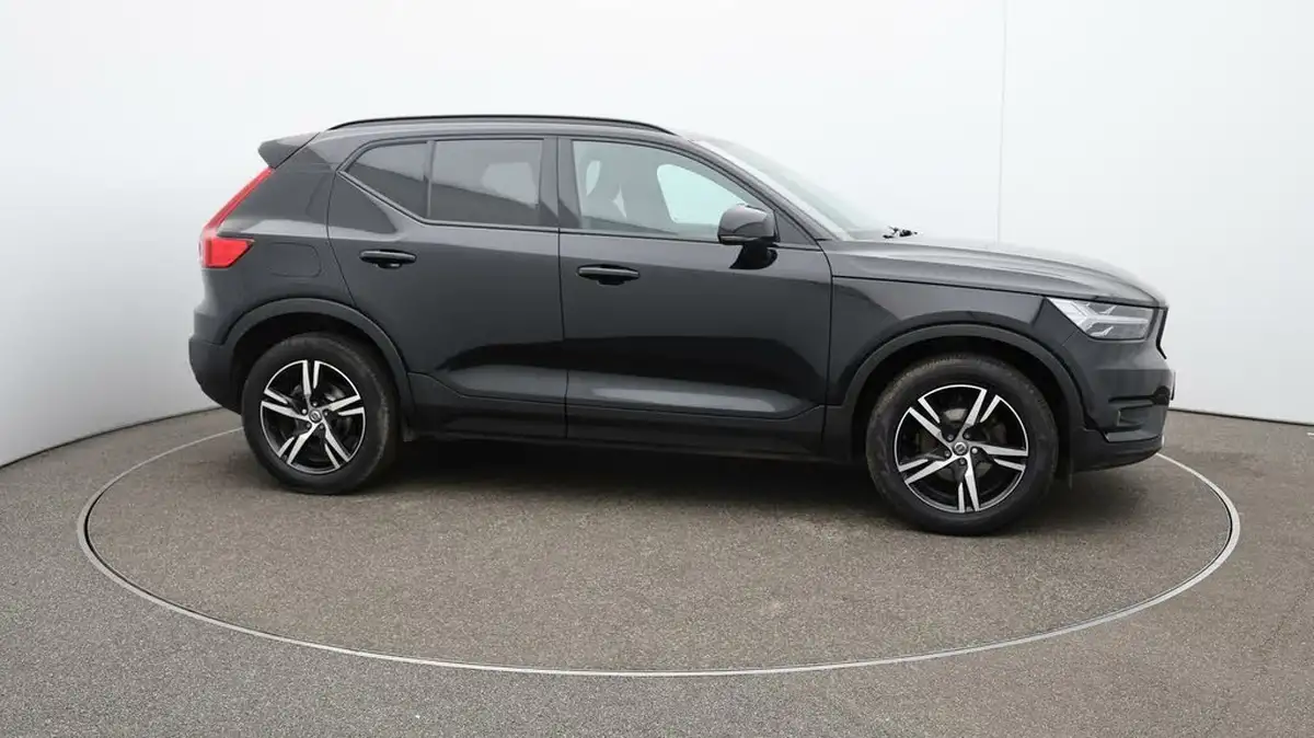 2021-volvo-xc40-15-t3-r-design-161bhp-big-40