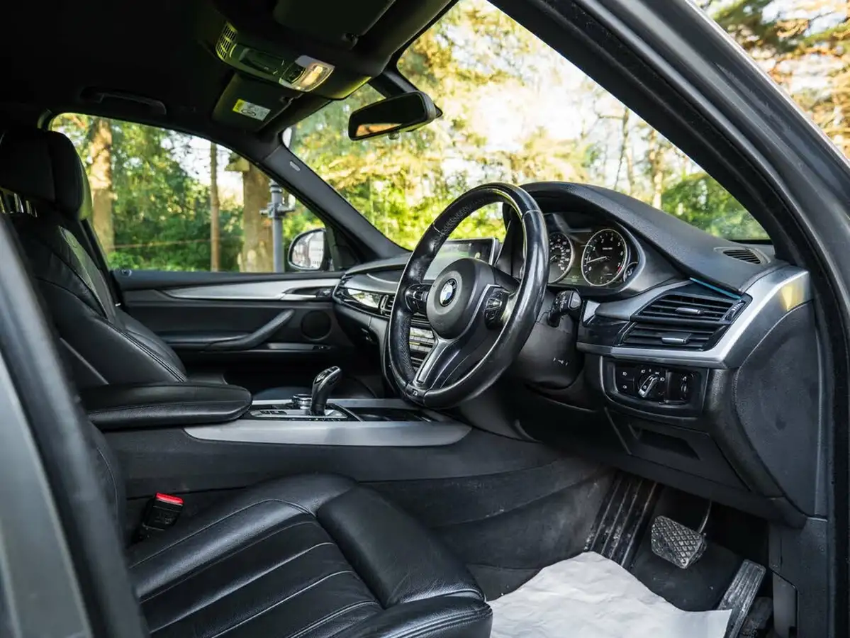 2013-bmw-x5-44-xdrive50i-m-sport-449bhp-big-8