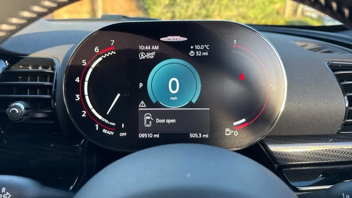 2021-mini-clubman-20-john-cooper-works-big-42
