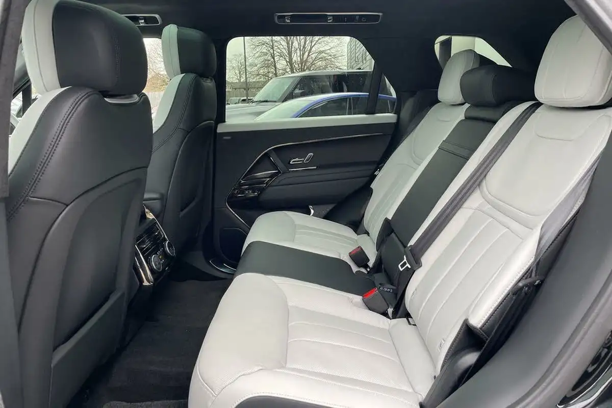 2024-land-rover-range-rover-sport-30-p460e-autobiography-big-55
