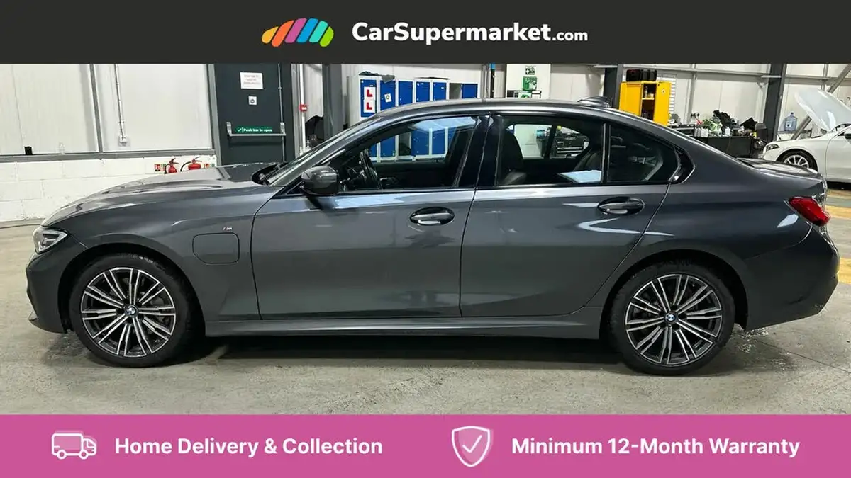 2020-bmw-3-series-20-330e-m-sport-saloon-4d-big-4