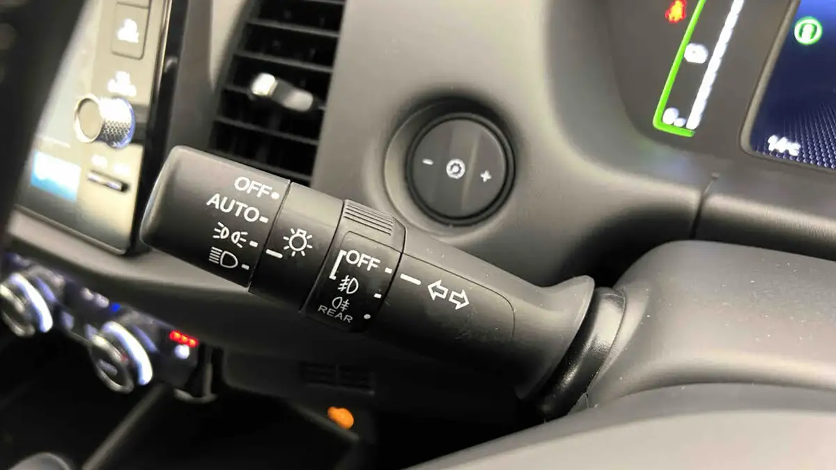 2022-honda-jazz-15-i-mmd-ex-107ps-big-35