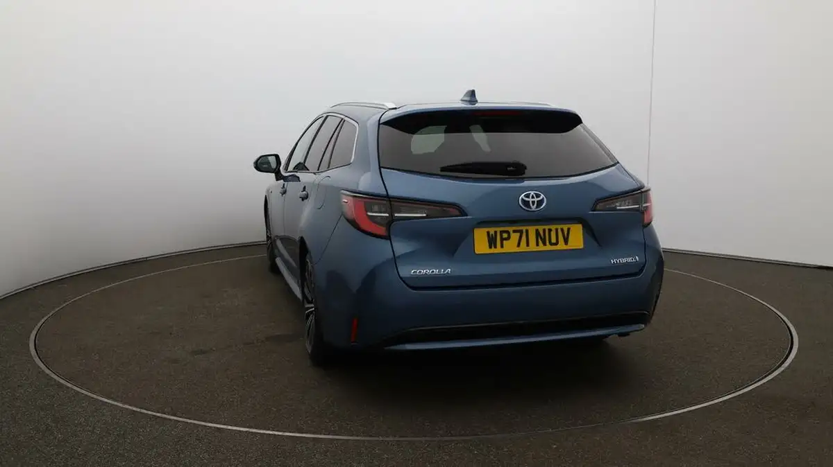 2022-toyota-corolla-18-vvt-i-excel-120bhp-trk-touring-sports-big-52