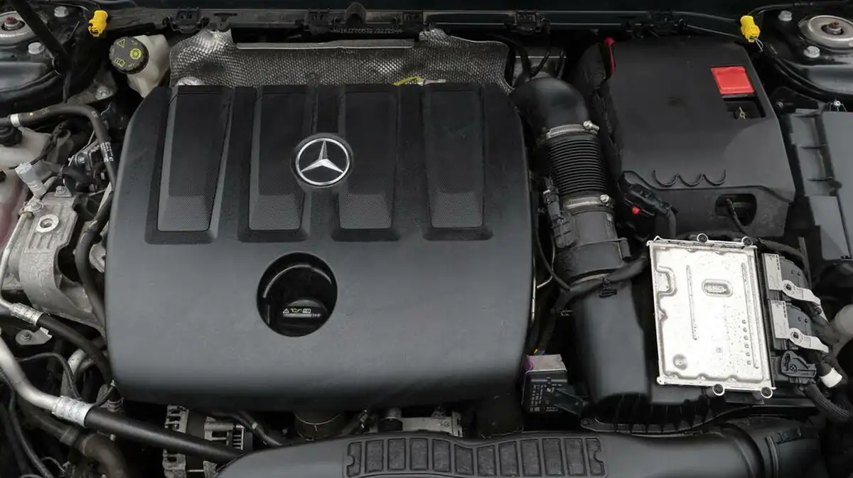 2021-mercedes-benz-a-class-15d-a180d-se-big-19