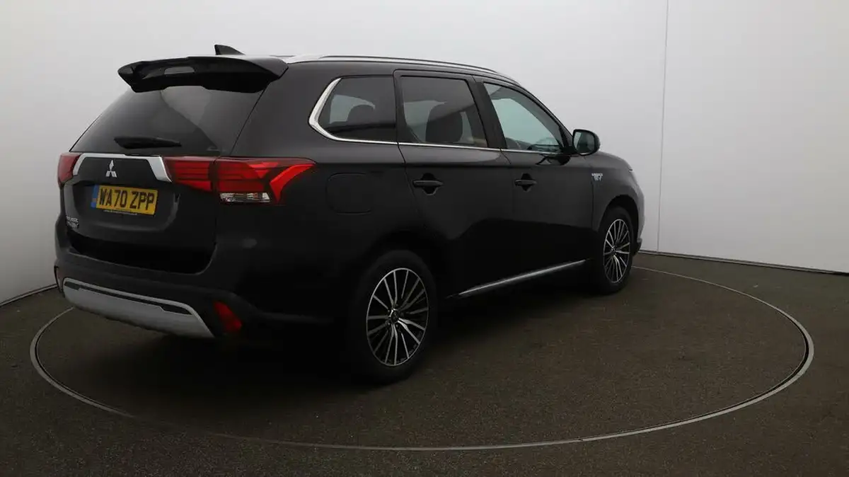 2020-mitsubishi-outlander-24-design-phev-big-51