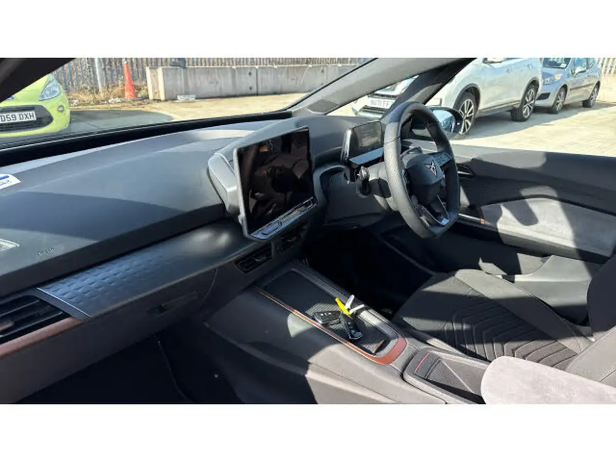 2024-cupra-born-e-v1-230ps-58kwh-e-boost-big-1