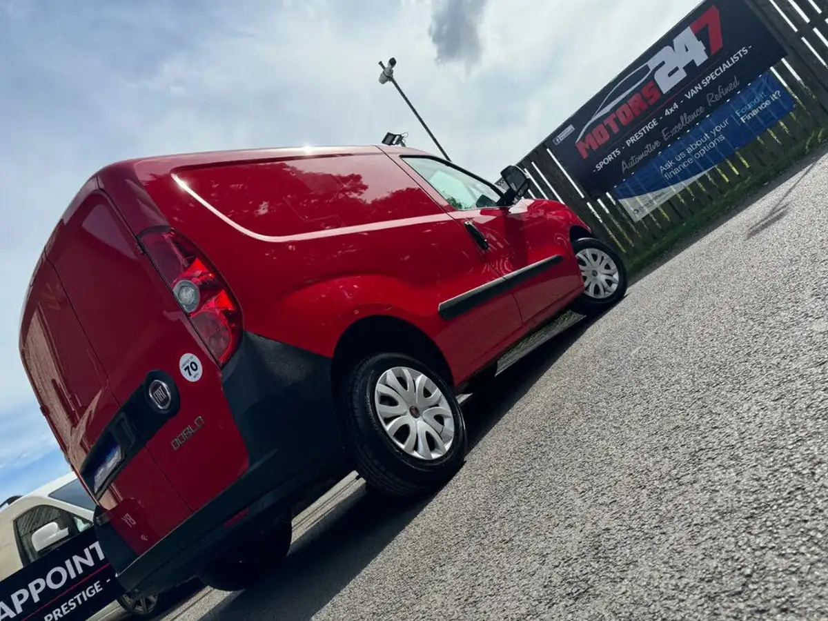 2013-fiat-doblo-cargo-13td-maxi-big-41