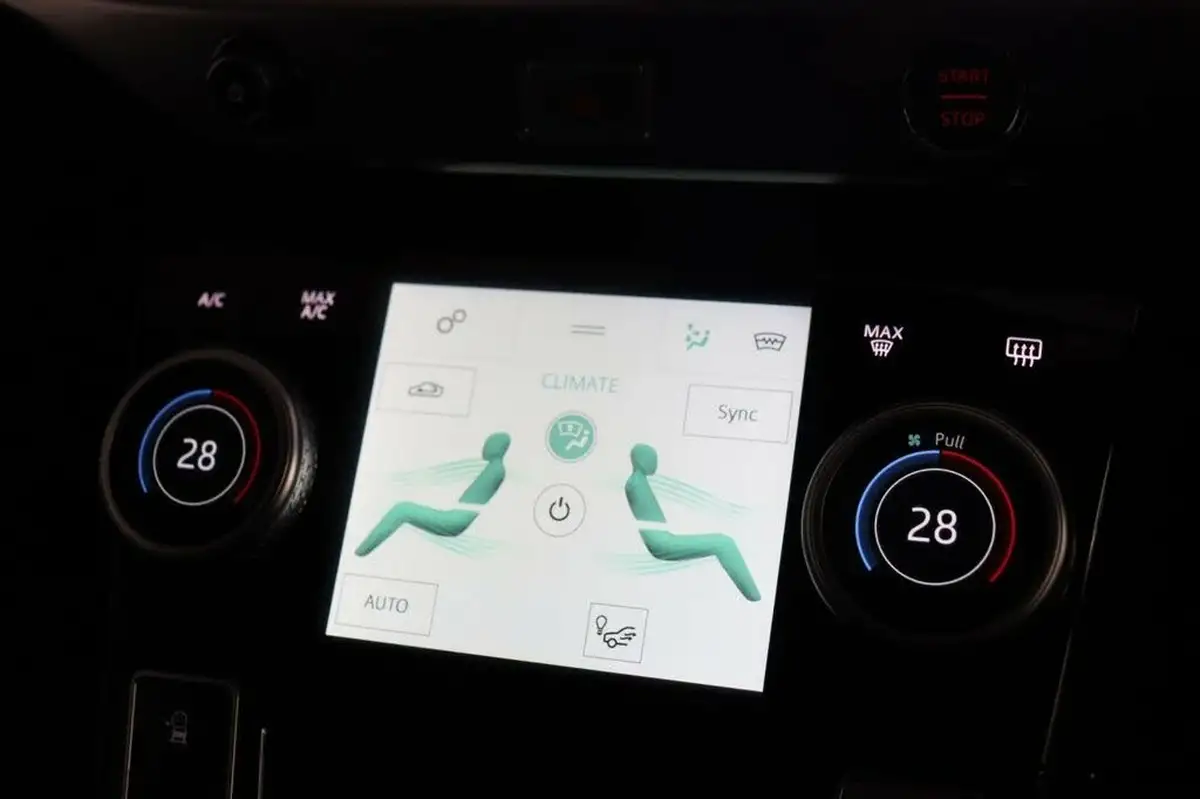 2019-jaguar-i-pace-ev400-se-big-14