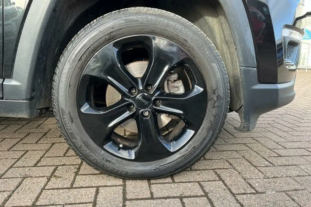 2021-jeep-compass-14-multiair-ii-night-eagle-big-37
