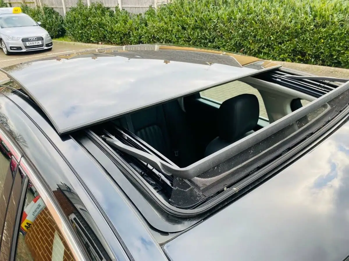 2017-jaguar-xf-20td-portfolio-180ps-saloon-4d-1999cc-auto-big-50