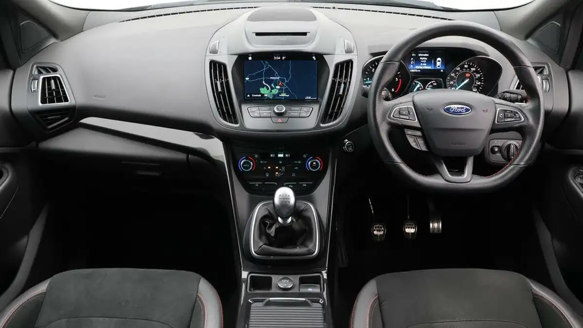 2019-ford-kuga-15tdci-st-line-ss-big-13