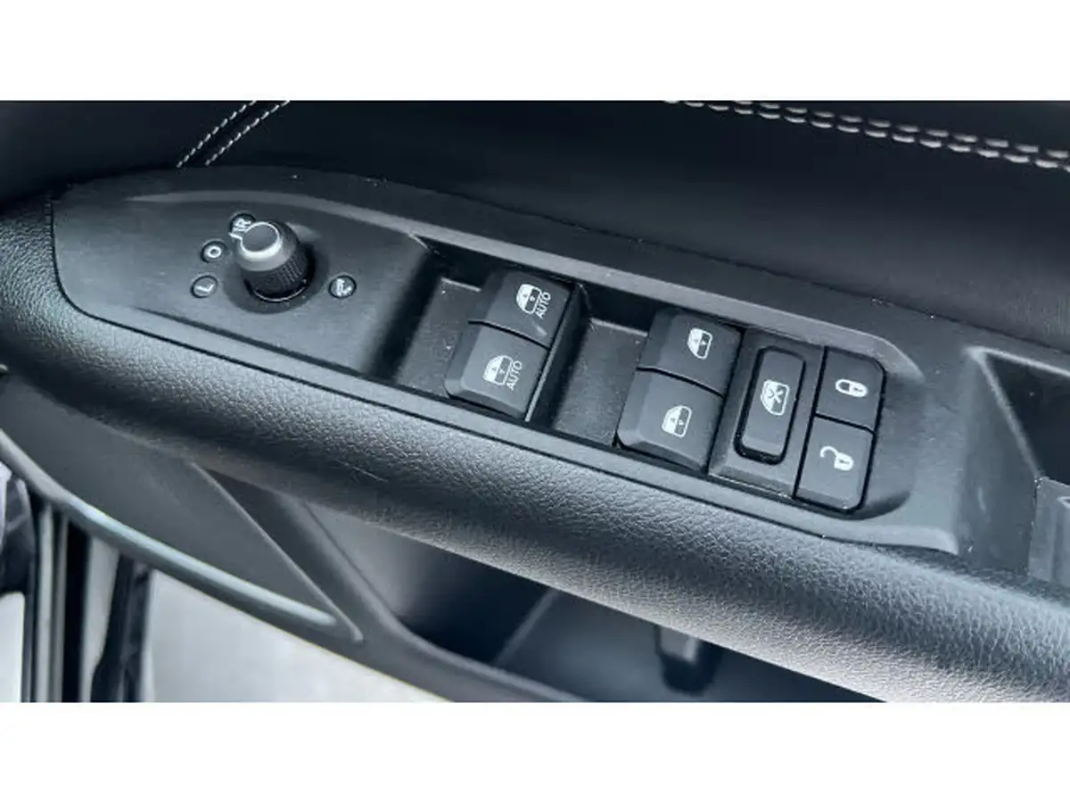 2022-jeep-compass-13-gse-s-big-35