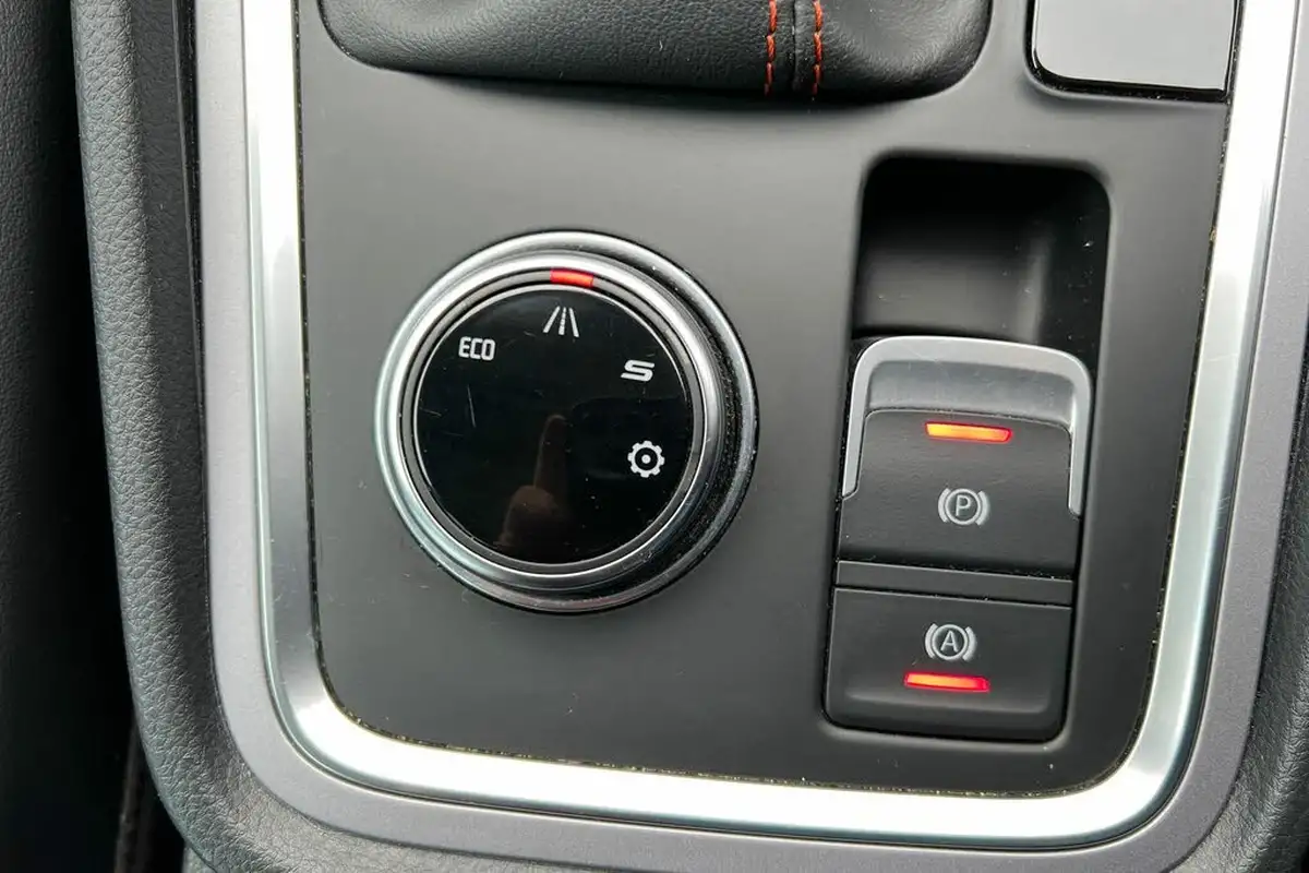 2023-seat-ateca-15-ecotsi-fr-dsg-big-34