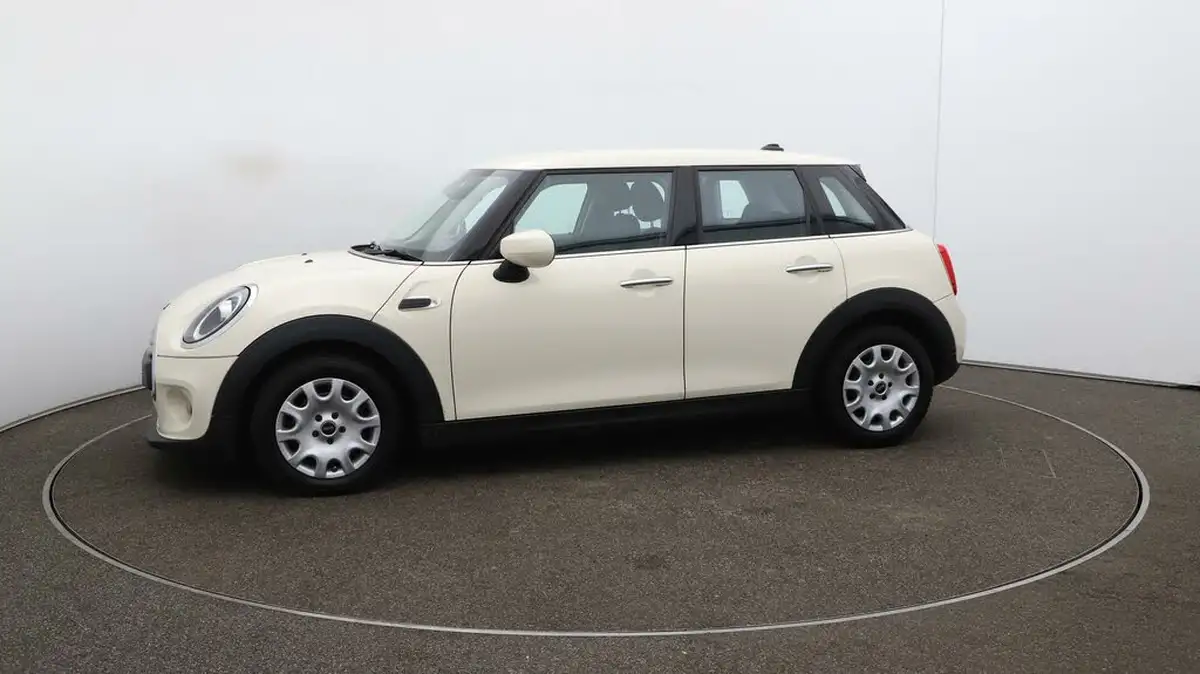 2020-mini-cooper-15-one-classic-comfort-5d-big-61