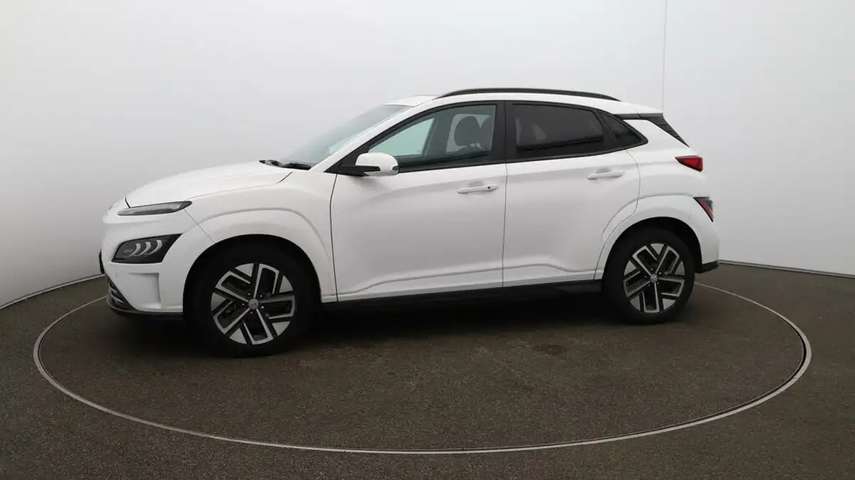 2021-hyundai-kona-e-ultimate-big-65