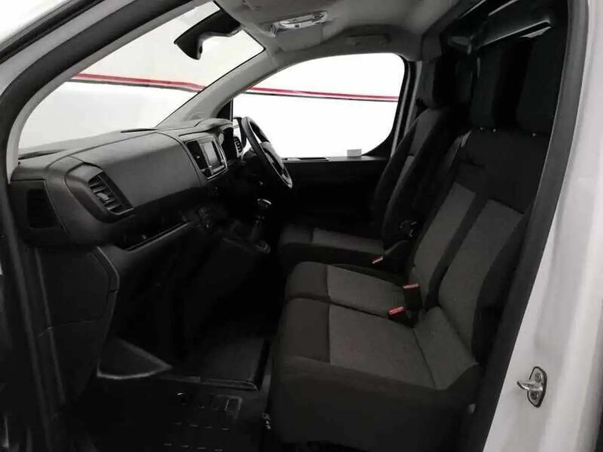 2023-fiat-scudo-15bluehdi-l2-primo-100hpeu6d-big-13