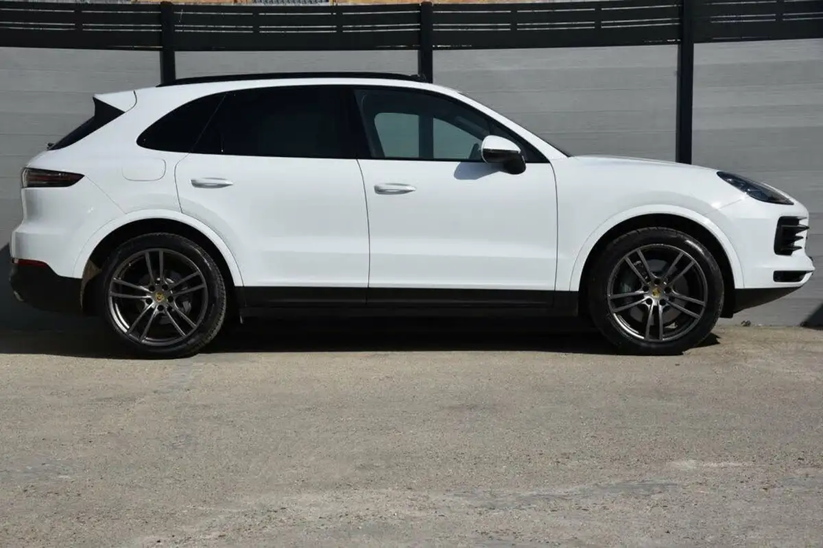 2018-porsche-cayenne-30-v6-s-big-7
