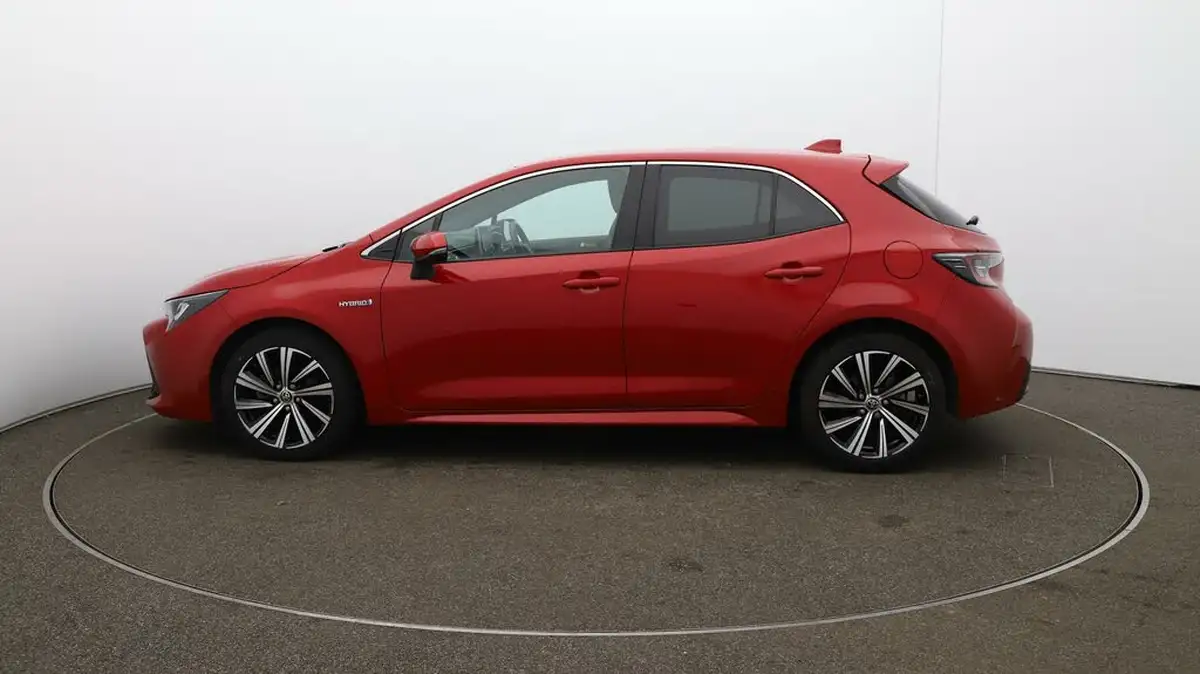 2021-toyota-corolla-18-vvt-i-design-spare-wheel-hatchback-5d-big-62