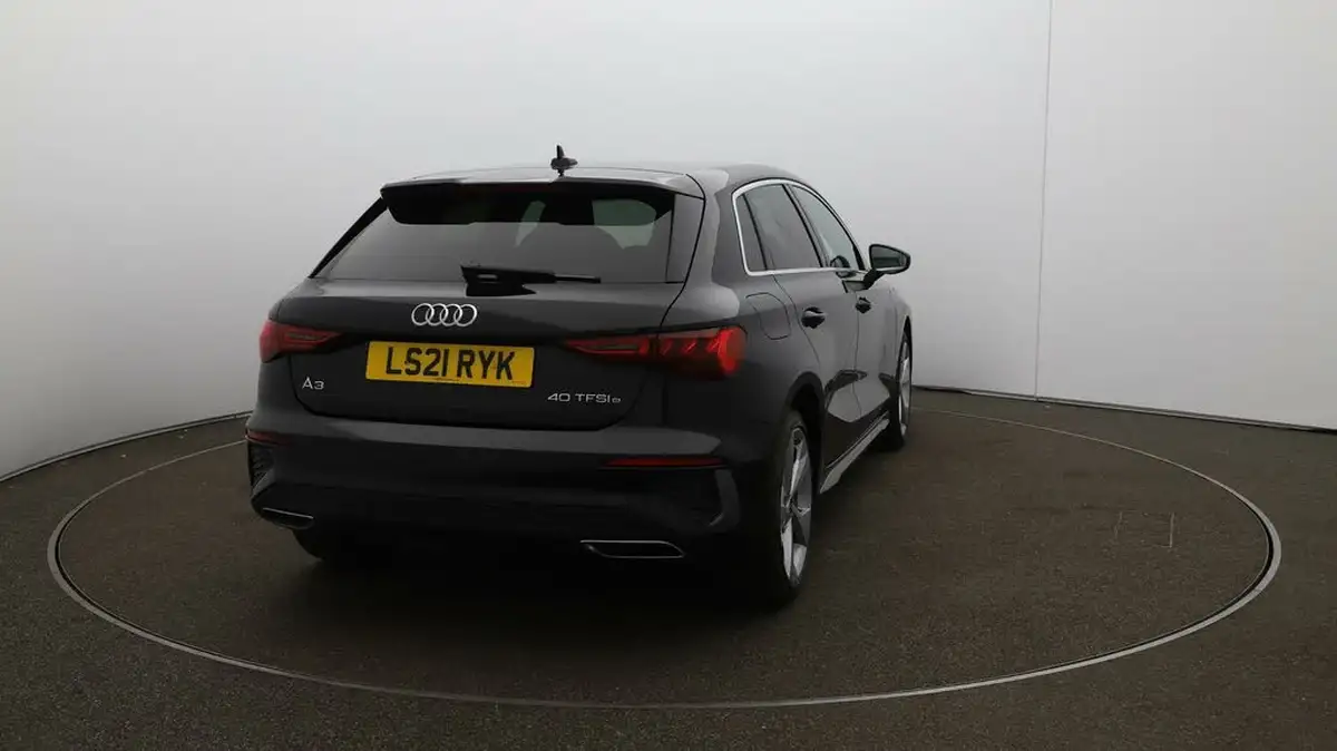 2021-audi-a3-14-40-tfsi-e-s-line-big-48