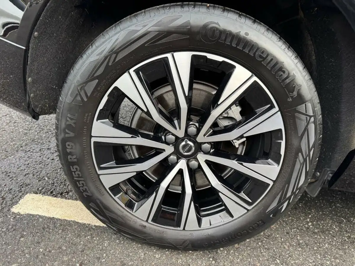 2023-volvo-xc60-20-b5-plus-big-41