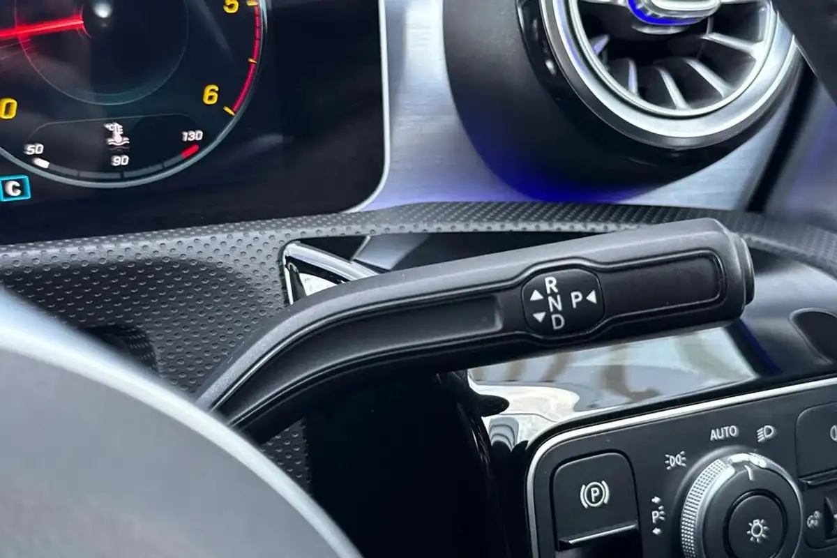 2020-mercedes-benz-cla-20d-cla-220d-amg-line-premium-coupe-4d-big-30