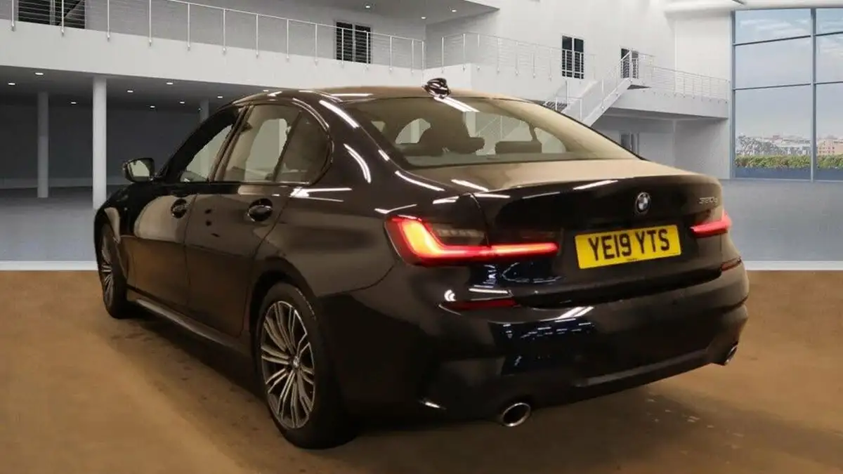 2019-bmw-3-series-20td-320d-m-sport-188bhp-saloon-4d-big-2
