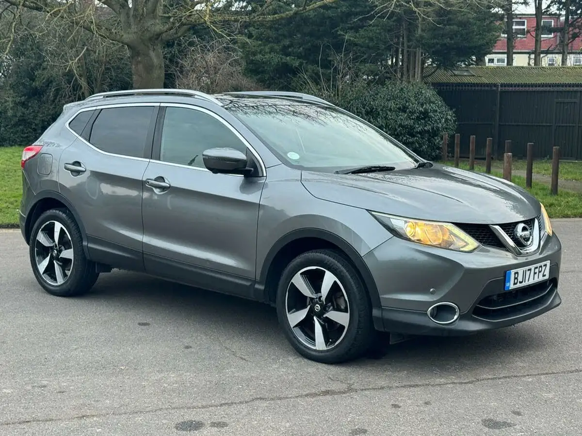 2017-nissan-qashqai-12-dig-t-n-vision-18in-xtronic-cvt-big-7