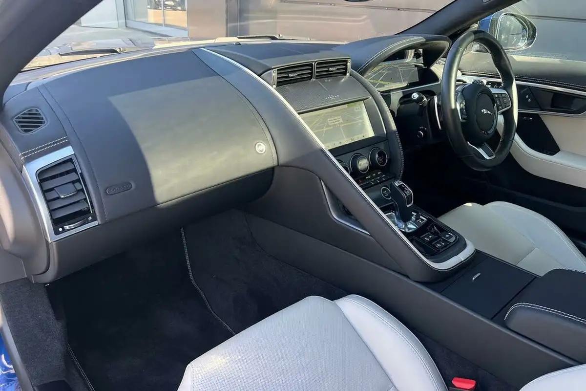 2021-jaguar-f-type-50-v8-sc-r-dynamic-awd-coupe-big-35